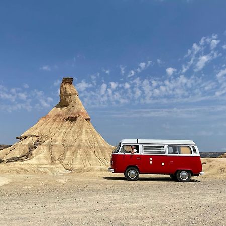 Retro Vw Kombi T2 Campervan L'Hospitalet de Llobregat Exterior photo