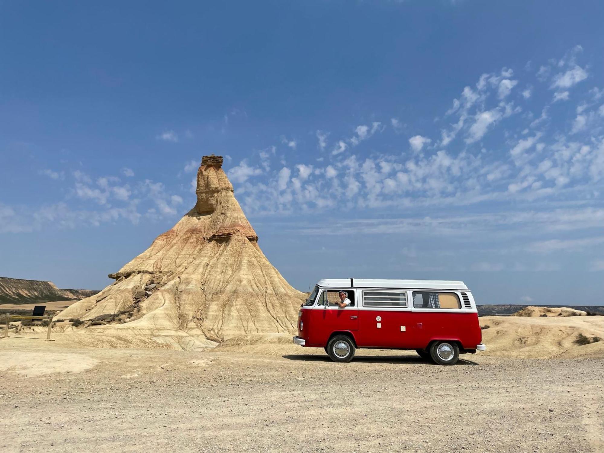 Retro Vw Kombi T2 Campervan L'Hospitalet de Llobregat Exterior photo
